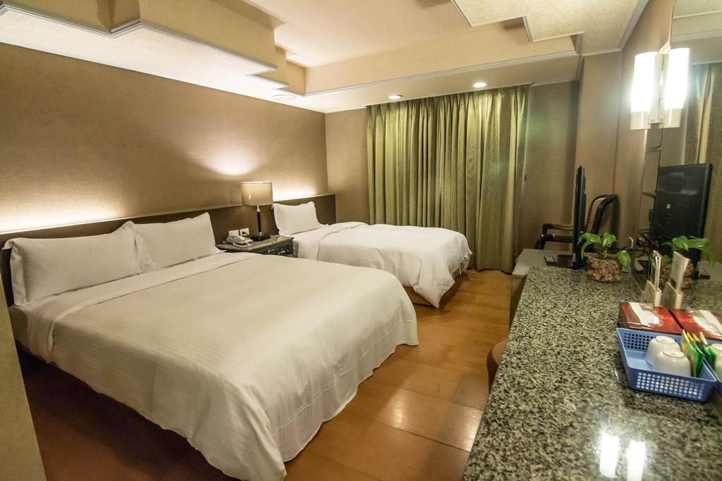 Katherine Plaza Hotel Kaohsiung Exterior foto